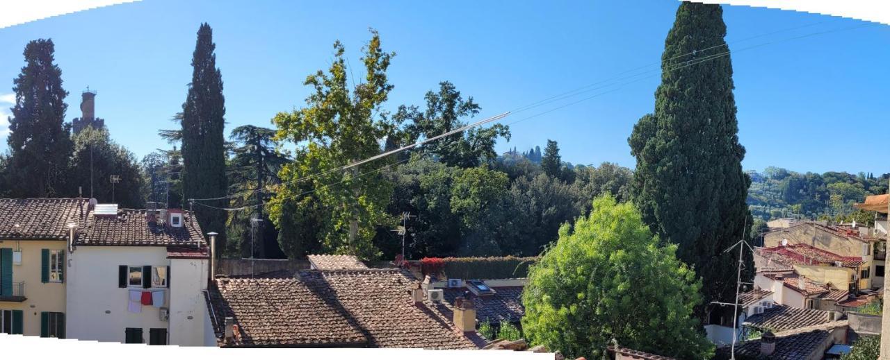 Vista Su Giardini Storici In Oltrarno Florença Exterior foto